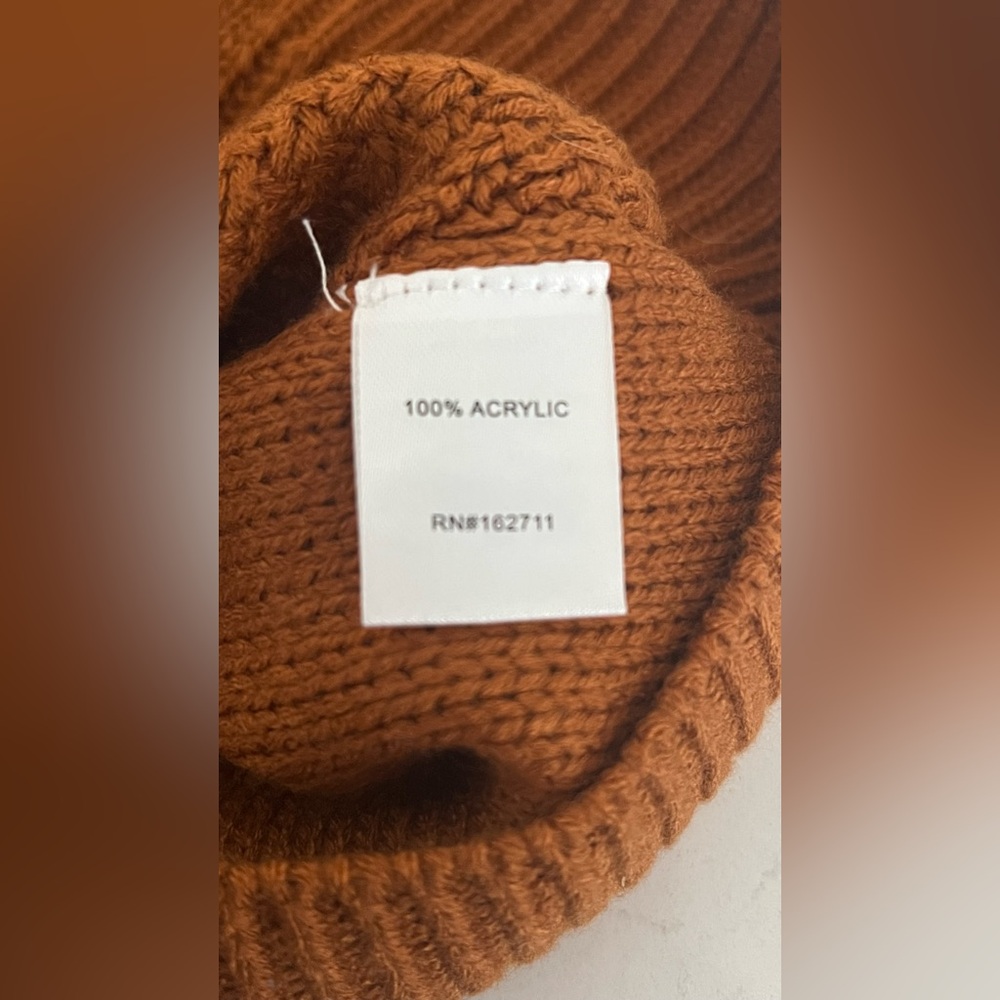 Wynter Cable Knit Button-Up Vest size M - Picture 9 of 10